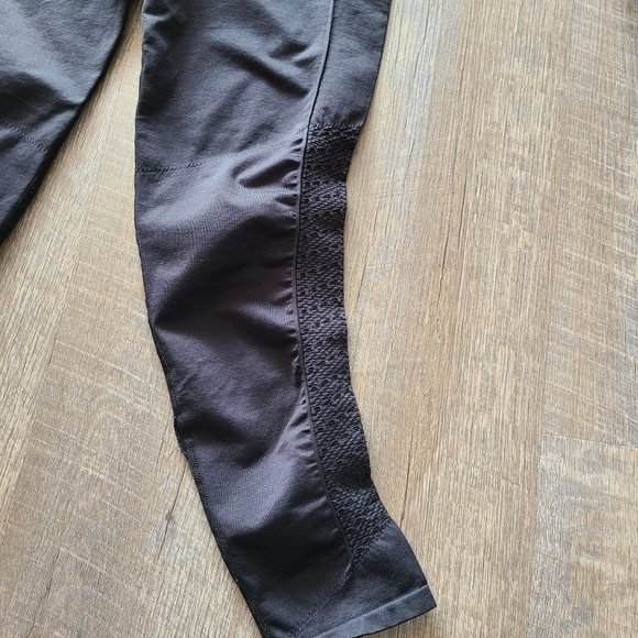 Fabletics Black High Waist Seamless Perforated Mesh Leggings Size L - Picture 2 of 10